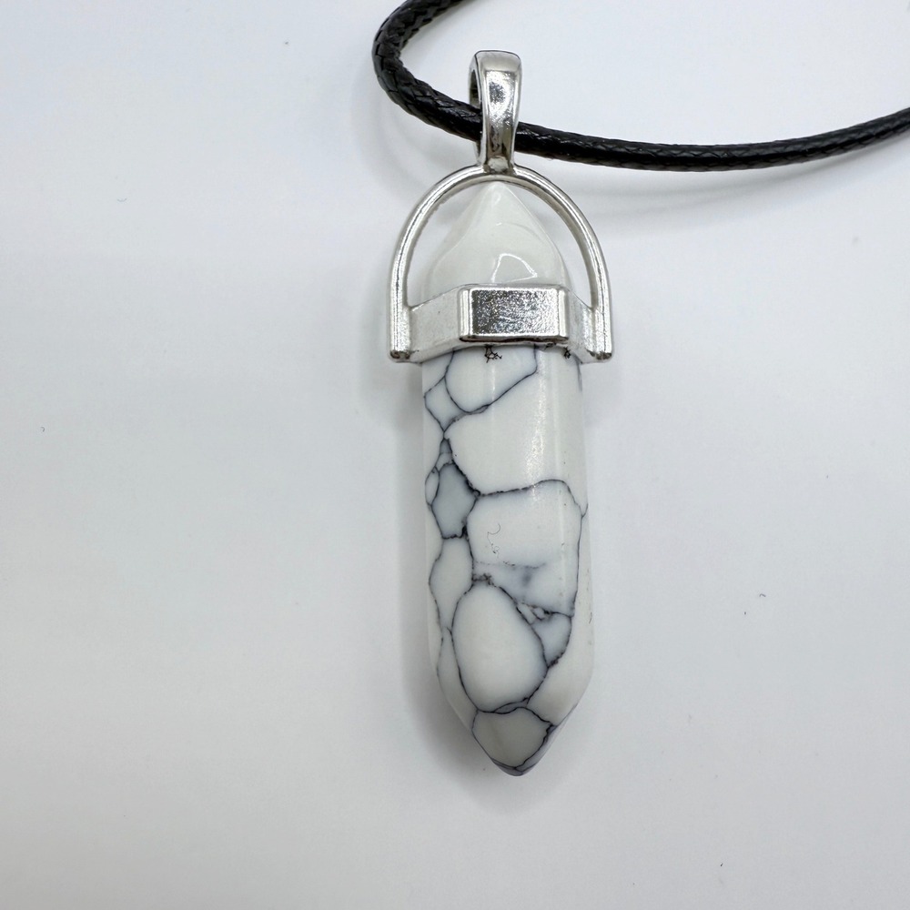 White Howlite Stone Silver Tone Cap‎ Cord Necklace - Picture 3 of 6